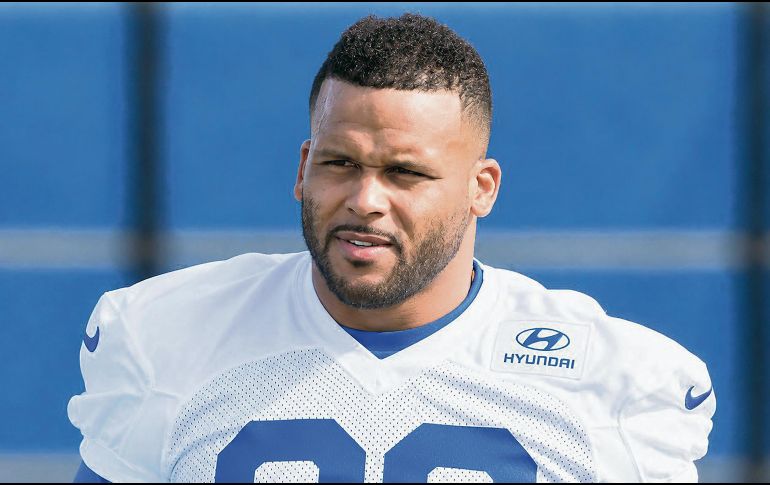 Aaron Donald. El estelar defensivo se ausentó la semana pasada del juego de los Rams en Melbourne. ESPECIAL
