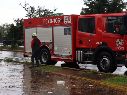 Ante la extensión del temporal de lluvias hasta noviembre, Protección Civil Zapopan recomienda a la ciudadanía identificar zonas de riesgo, evitar la vía pública y utilizar canales oficiales para prevenir accidentes. ESPECIAL/X @UMPCyBZ