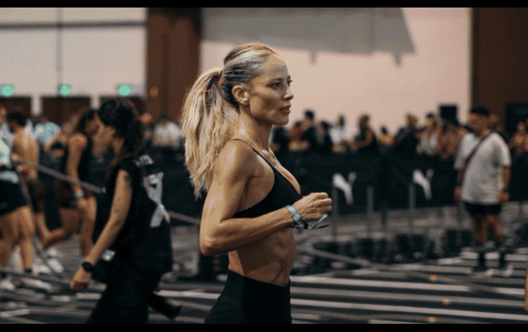 Tras lograr un nuevo marcador la conductora busca clasificar al Mundial de Hyrox. INSTAGRAM/@vanehupp
