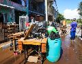 En coordinación con el Gobierno Municipal, equipos de la UEPCBJ realizan recorridos casa por casa para conocer las afectaciones. EL INFORMADOR/J. Acosta
