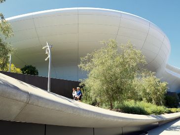 Fachada del Museo Lucas de Arte Narrativo en Los Ángeles, Estados Unidos. AFP