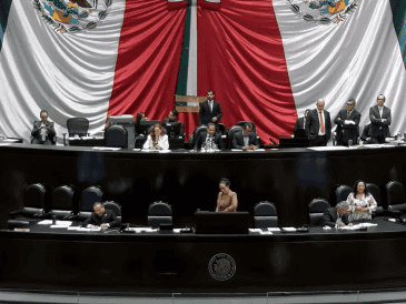 El dictamen recibió 344 votos a favor, 116 en contra y una abstención, por lo que avanzó en el Pleno de San Lázaro para continuar con su proceso legislativo. CÁMARA DE DIPUTADOS
