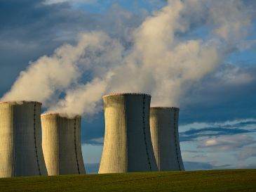 Italia estuvo alguna vez entre los pioneros nucleares de Europa, operando cuatro reactores antes de que un referendo en 1987 pusiera fin de facto al programa. Unsplash