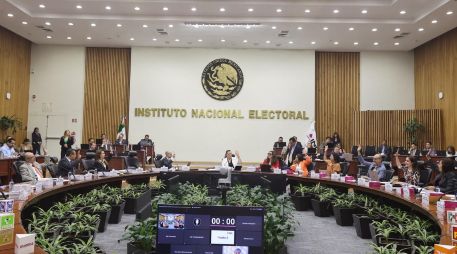La Comisión del INE propuso a Gabriela Dolores Ruvalcaba y Ernesto Santana para presidir el IEPC Jalisco. ESPECIAL/INE.