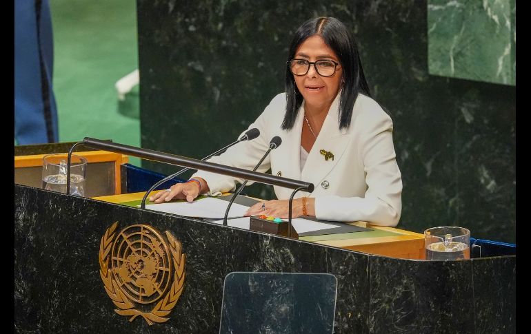 La presidenta encargada de Venezuela, Delcy Rodríguez, habla durante la 81ª Asamblea General de Naciones Unidas este miércoles, en Nueva York. EFE/A. Colmenares