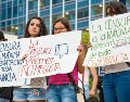 Las restricciones a contenidos digitales han provocado, en diversas ocasiones, movilizaciones en defensa de un internet libre y abierto. ESPECIAL