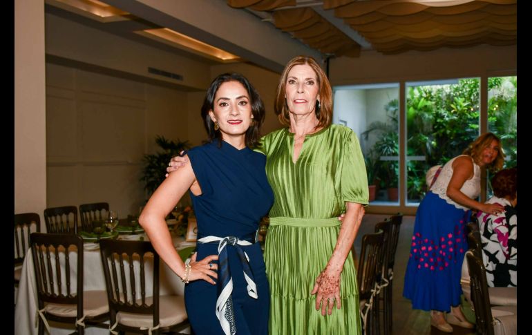 Gabriela Ruiz y Gabriela Igartua. GENTE BIEN JALISCO / Cumpleaños de Carmen Gerini
