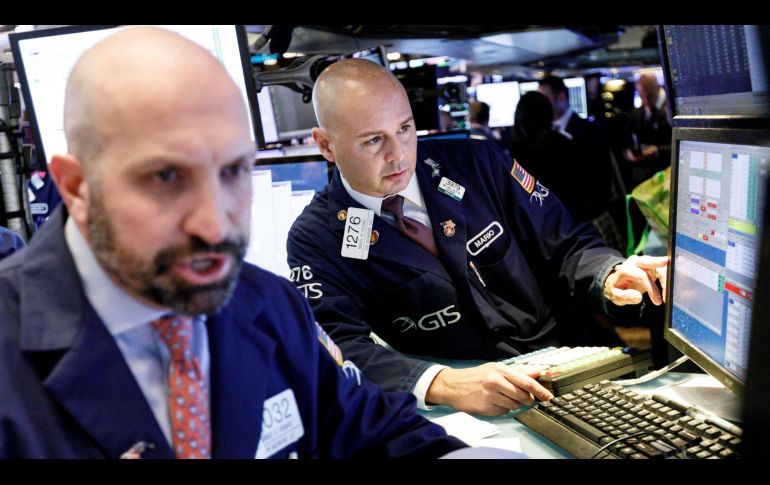 Por sectores, destacó el avance de las empresas tecnológicas, que suben un 3 % semanal, y especialmente las de semiconductores. EFE/ARCHIVO