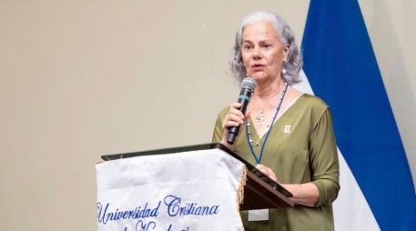 Dora Fafutis Morris, dirigente de ALARP, explicó que la transformación tecnológica ha modificado el trabajo de las relaciones públicas. CORTESÍA
