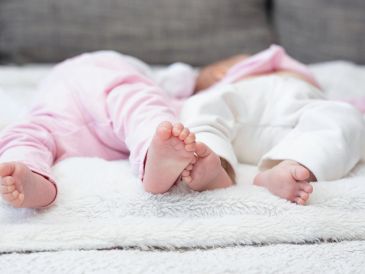 Tras lo ocurrido, el IMSS informa que revisará todos los procedimientos de identificación durante la atención obstétrica y neonatal, a la vez que refrendó su compromiso para colaborar con las autoridades y esclarecer lo ocurrido para deslindar responsabilidades. ESPECIAL / CANVA