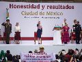 La Presidenta Claudia Sheinbaum en su rendición de cuentas, como parte de su Segundo Informe de Gobierno en el Zócalo capitalino. SUN/H. Salvador