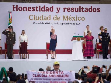 La Presidenta Claudia Sheinbaum en su rendición de cuentas, como parte de su Segundo Informe de Gobierno en el Zócalo capitalino. SUN/H. Salvador