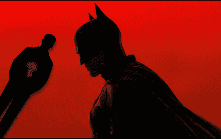 Uno de los hallazgos más comentados en las imágenes del rodaje es una pancarta que contiene una aparente referencia al Court of Owls, una de las organizaciones más conocidas de los cómics de Batman. ESPECIAL