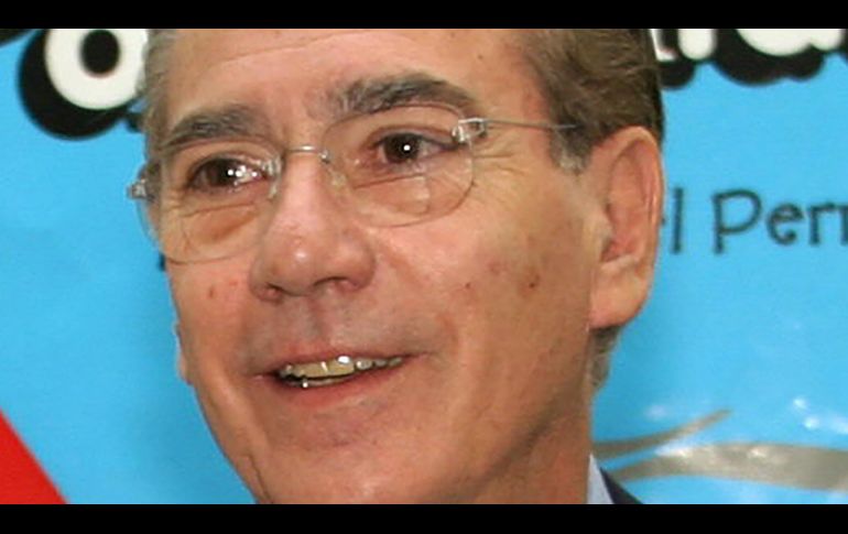 Fotografía de archivo del 7 de abril de 2005 que muestra al actor Otto Sirgo durante una rueda de prensa en Ciudad de México. EFE/ARCHIVO