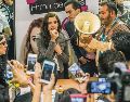 La influencer fue una de las grandes figuras juveniles de la FIL Guadalajara 2015, donde presentó y firmó “Las confesiones de Yuya” ante una multitud de seguidores. EL INFORMADOR/ Archivo
