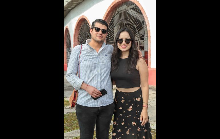Moisés Virgen y Alejandra Fragoso. GENTE BIEN JALISCO / Revista del 2 de octubre 2026