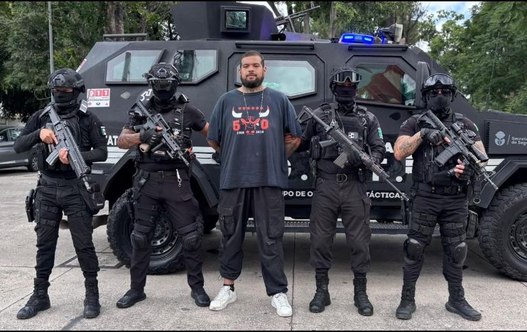 El sujeto fue trasladado ante personal del Instituto Nacional de Migración y al Aeropuerto Internacional de Guadalajara. CORTESÍA