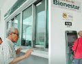 Los estafadores contactan a las víctimas mediante llamadas telefónicas, mensajes de texto, aplicaciones como WhatsApp y diversas redes sociales. ESPECIAL/Banco del Bienestar
