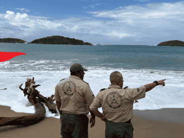 Protección Civil mantiene la vigilancia en las zonas costeras y pide a la población evitar actividades recreativas en el mar. X / @PCJalisco