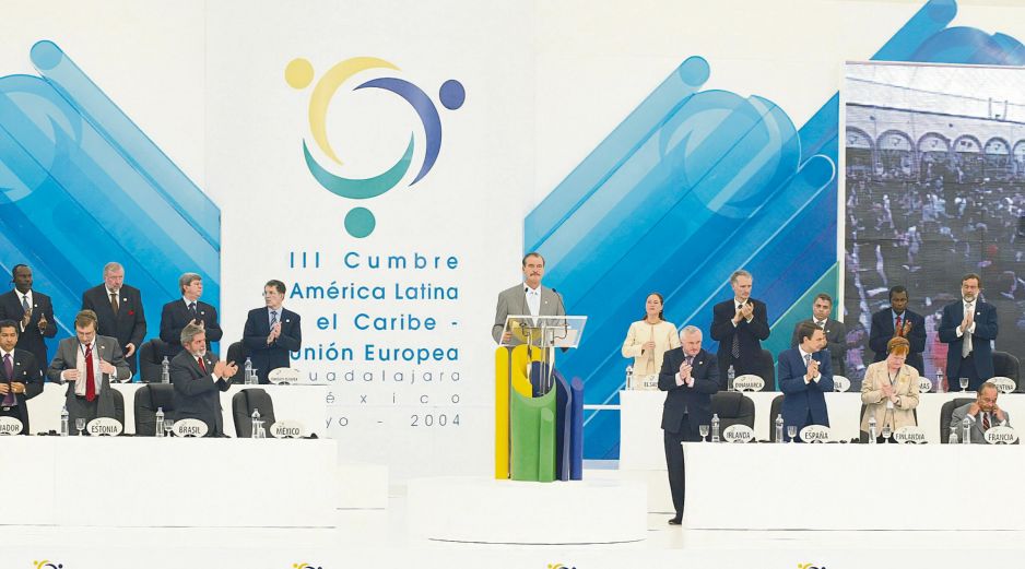 La llegada de mandatarios y representantes de ambas regiones comenzó desde el 27 de mayo de 2004, un día antes de la inauguración de la Cumbre. EL INFORMADOR/Archivo