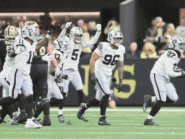 Raiders de Las Vegas. Los “Malosos” protagonizarán un duelo de invictos ante Kansas City por el liderato del Oeste. AFP