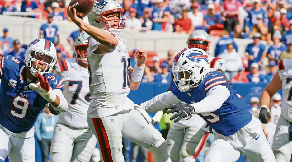 El quarterback Drake Maye encabezó la reacción de Nueva Inglaterra con tres pases de touchdown y terminó el partido con 22 pases completos en 37 intentos para 269 yardas. AP
