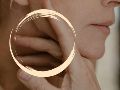 Experta en yoga facial advierte que con estos ejercicios, al igual que con el yoga corporal, se trabajan los músculos, no la piel. PEXELS / R. Lach