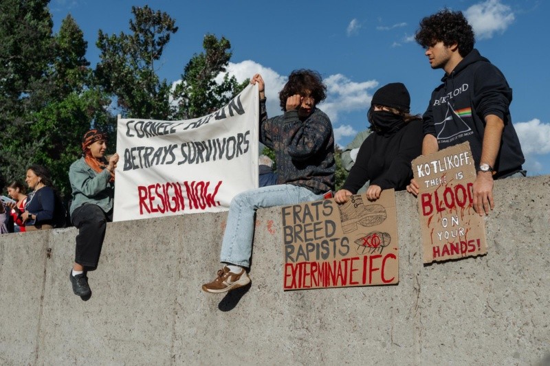 La protesta, convocada por una veintena de organizaciones estudiantiles bajo el lema 