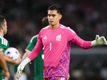 Rafael Márquez le dio a Rangel el respaldo necesario después de cometer una serie de errores contra Estados Unidos. IMAGO7