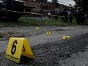 Los hechos ocurrieron durante la revisión de una camioneta abandonada junto a una escuela en la que se encontraron cartuchos. SUN/ARCHIVO
