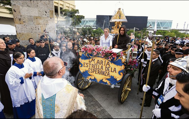 La Romería marca el retorno de la Virgen después de varios meses de visita por templos y comunidades del Área Metropolitana de Guadalajara (AMG). EL INFORMADOR