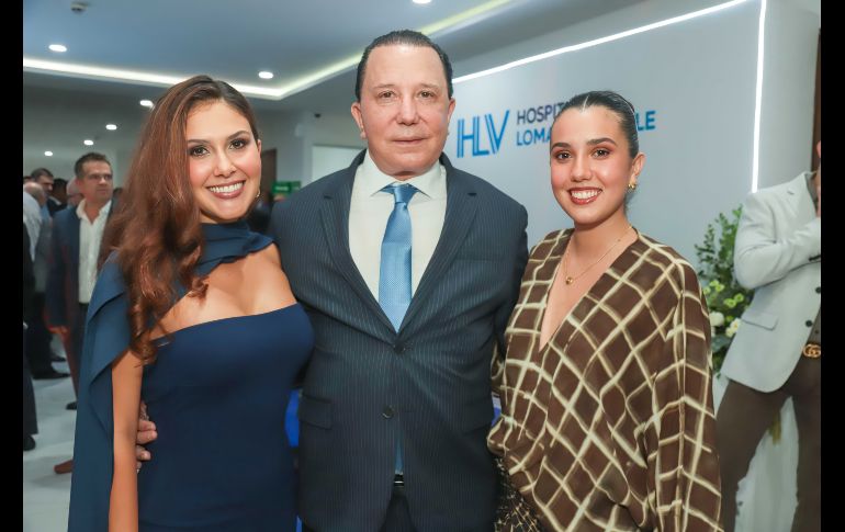 Sara Cristina Rodríguez, Jorge Rodríguez y Regina Rodríguez. GENTE BIEN JALISCO / Revista del 9 de octubre 2026