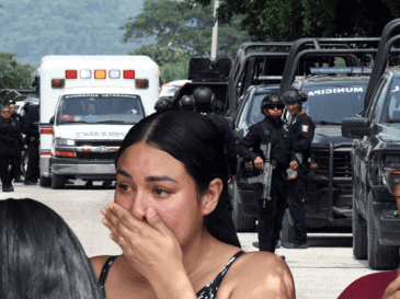 El anuncio llegó después de que este viernes dos presos murieran en otra disputa violenta en el penal El Castillo, en Mazatlán. EFE / F. McConegly
