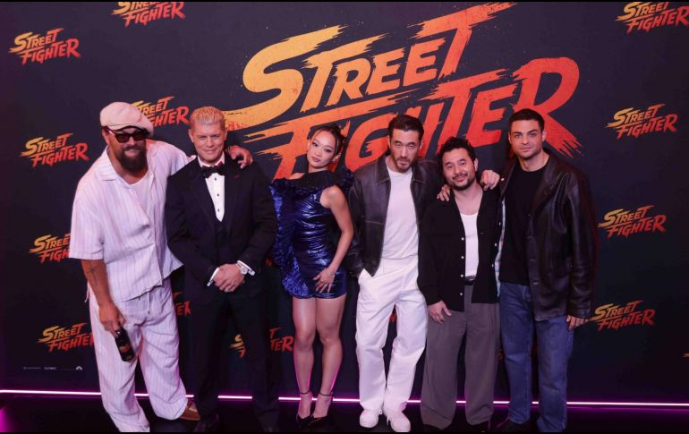 El reparto de Street Fighter (2026) celebra junto a los fanáticos en la Ciudad de México antes del esperado estreno del filme. EFE/C. Mejía