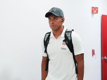 El Guadalajara llegará con cuatro bajas al Clásico Tapatío, uno de ellos es Luis Romo, y tendrá que encontrar alternativas para afrontar el compromiso ante su acérrimo rival. IMAGO7