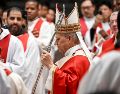 El Papa León XIV preside una misa por la inaguración del año académico en la Universidad Pontificia en la plaza de San Pedro, en el Vaticano. EFE//R. Antimiani