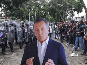"Manifestarse pacíficamente es un derecho que vamos a garantizar, pero las agresiones y los posibles abusos de autoridad deben investigarse con rigor y sin ninguna excepción", declaró Lemus. EL INFORMADOR / A. Navarro / ESPECIAL / Pablo Lemus