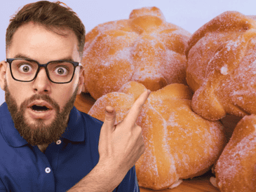 Durante esta temporada, las ventas de pan de muerto generan una derrama económica que ronda los mil millones de pesos. ESPECIAL / CANVA