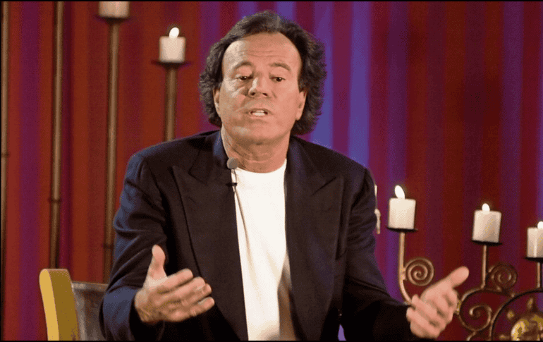 Julio Iglesias ha negado de forma contundente todas las acusaciones presentadas en su contra. AP/ARCHIVO