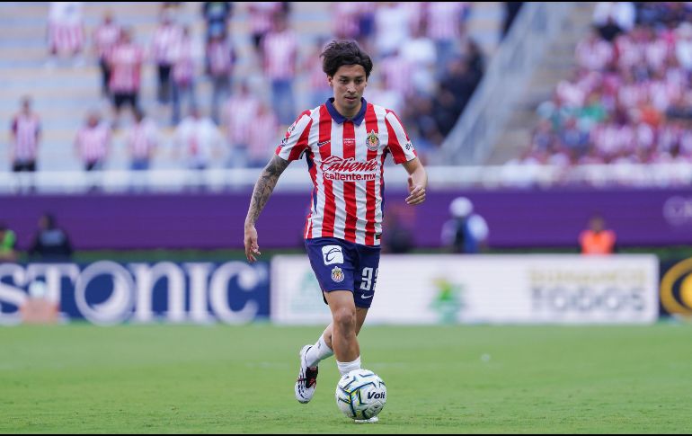 Jordan Carrillo no ha logrado consolidarse en el esquema de Gabriel Milito y su participación con Chivas ha disminuido. IMAGO7.