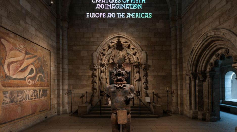 El murciélago y el dragón no cuentan la misma historia: uno puede conducir hacia los misterios de la muerte y la renovación; el otro, hacia la batalla espiritual contra el mal. EFE / R. Lee