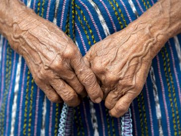 Además del estrés psicológico, otros factores ambientales están siendo investigados por su capacidad para reactivar la inflamación articular. ESPECIAL