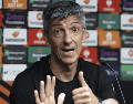 Más allá de los aspectos futbolísticos y físicos que necesita mejorar, el entrenador español resaltó la actitud del atacante mexicano y su disposición para continuar desarrollándose como jugador. EFE/ARCHIVO