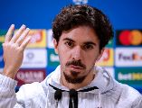 El PSG no teme a la estrella del Barcelona Lamine Yamal, afirmó este lunes 19 de octubre el mediocampista portugués Vitinha. EFE / Y. Valat