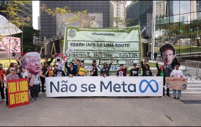 Los manifestantes cantaron 