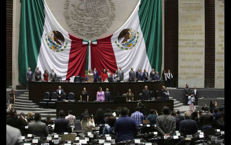 Ricardo Monreal prevé una 