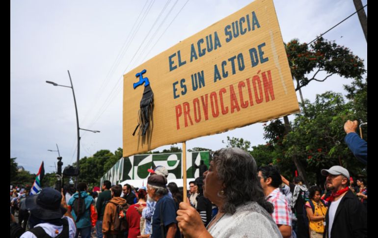 Los manifestantes denunciaron que no tienen agua 
