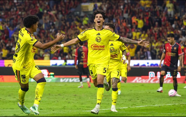 Kevin Álvarez selló la goleada del América sobre el Atlas con un disparo cruzado rasante que entró junto al poste a los 79. EL INFORMADOR/A. Navarro