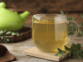El té de eucalipto es una bebida natural rica en cineol que alivia síntomas respiratorios, reduce la inflamación y actúa como antioxidante. Conoce sus beneficios comprobados y cómo prepararlo correctamente en casa. CANVA
