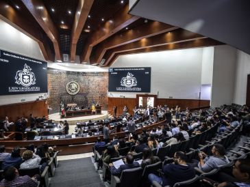 La sesión en el Congreso local comenzó con más de dos horas de retraso y se extendió hasta la noche. EL INFORMADOR/A. Navarro